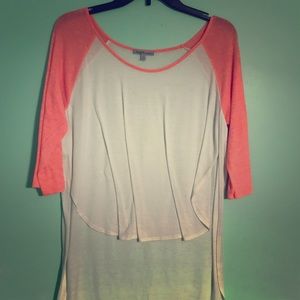 High low 3/5 sleeve baseball tee